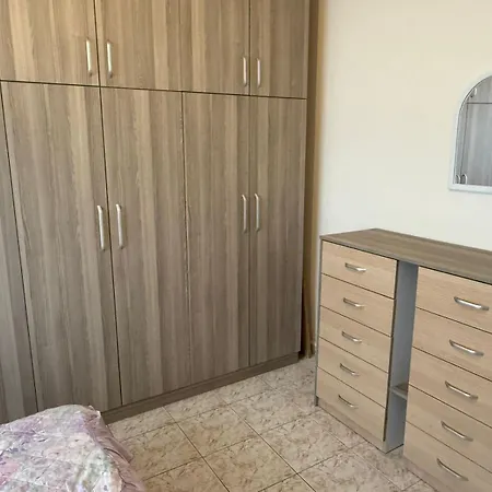 Beachfront With Balcony & Sea View Lägenhet Durrës