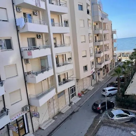 Beachfront With Balcony & Sea View Durrës